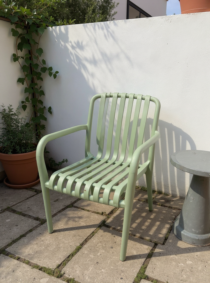 כיסא דגם אלה